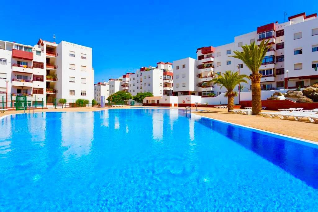 אדחה Sea-View Apartment With A Tennis Court מראה חיצוני תמונה